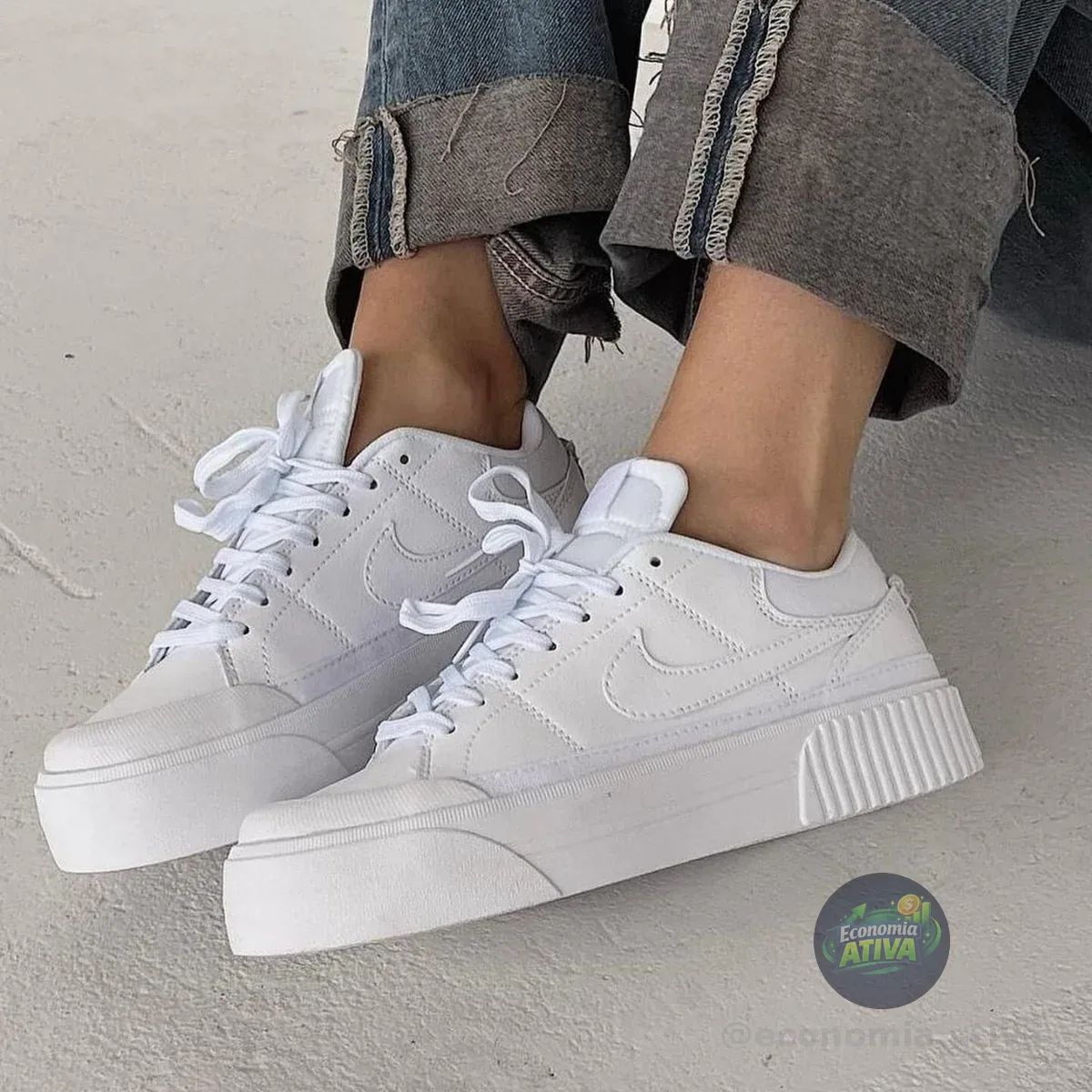 Tênis Nike Court Legacy Lift Feminino