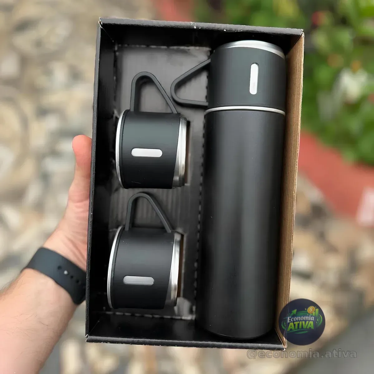 *PRA VOCÊ LEVAR CAFÉ PRO TRAMPO E DIVIDIR COM OS AMIGOS*