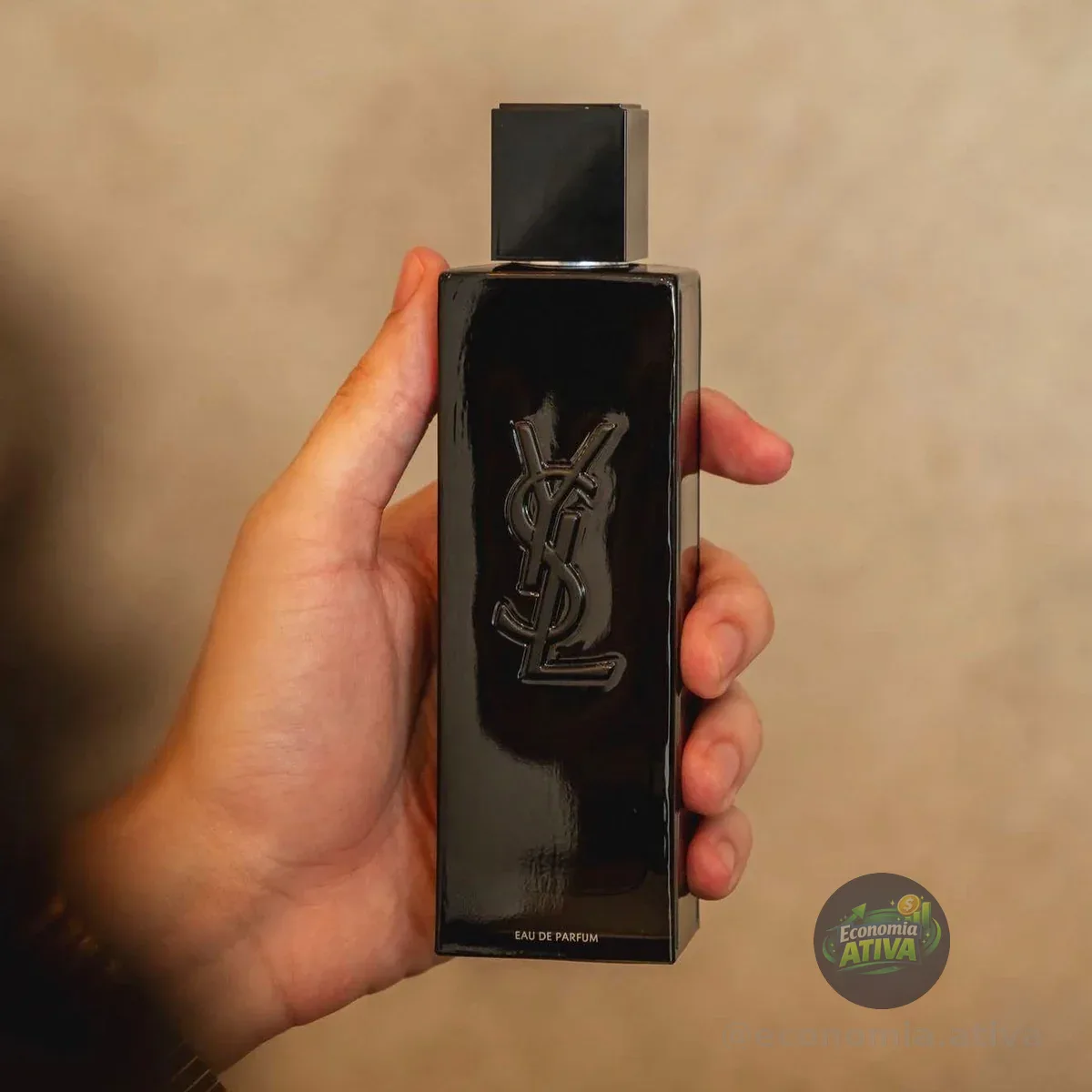 Perfume MYSLF Yves Saint Laurent Eau de Parfum Masculino 60ml