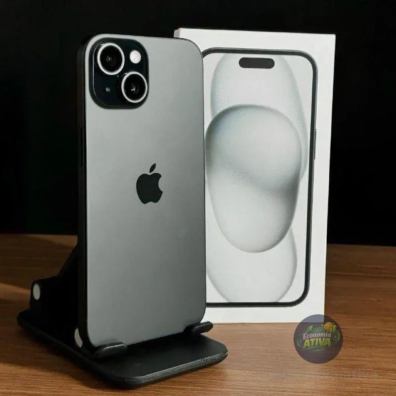 Apple iPhone 15 (128 GB) — Preto
