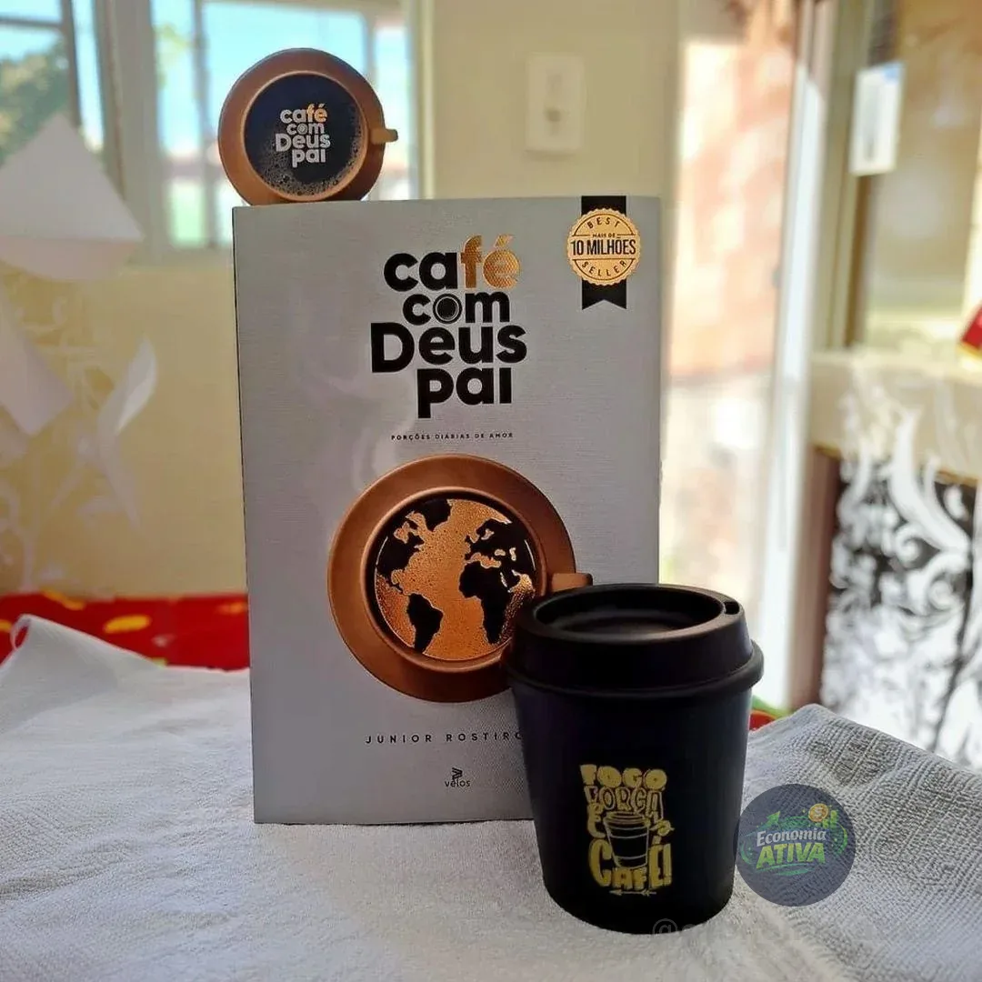 Devocional Café Com Deus Pai 2026 Capa Brochura + 2 Copos