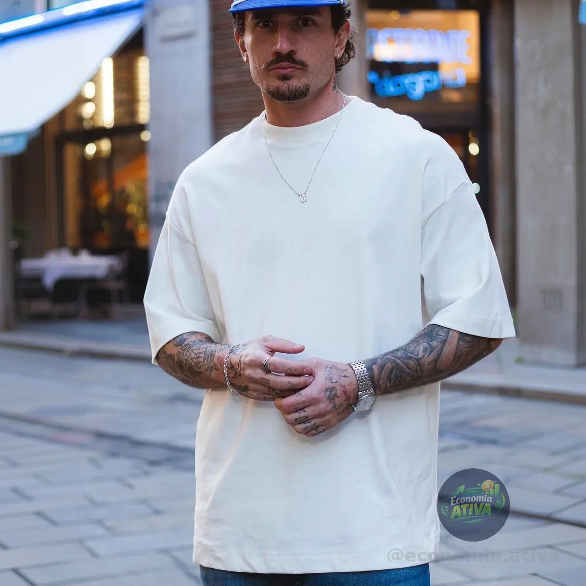 Camiseta Oversized Masculina Lisa Malhão