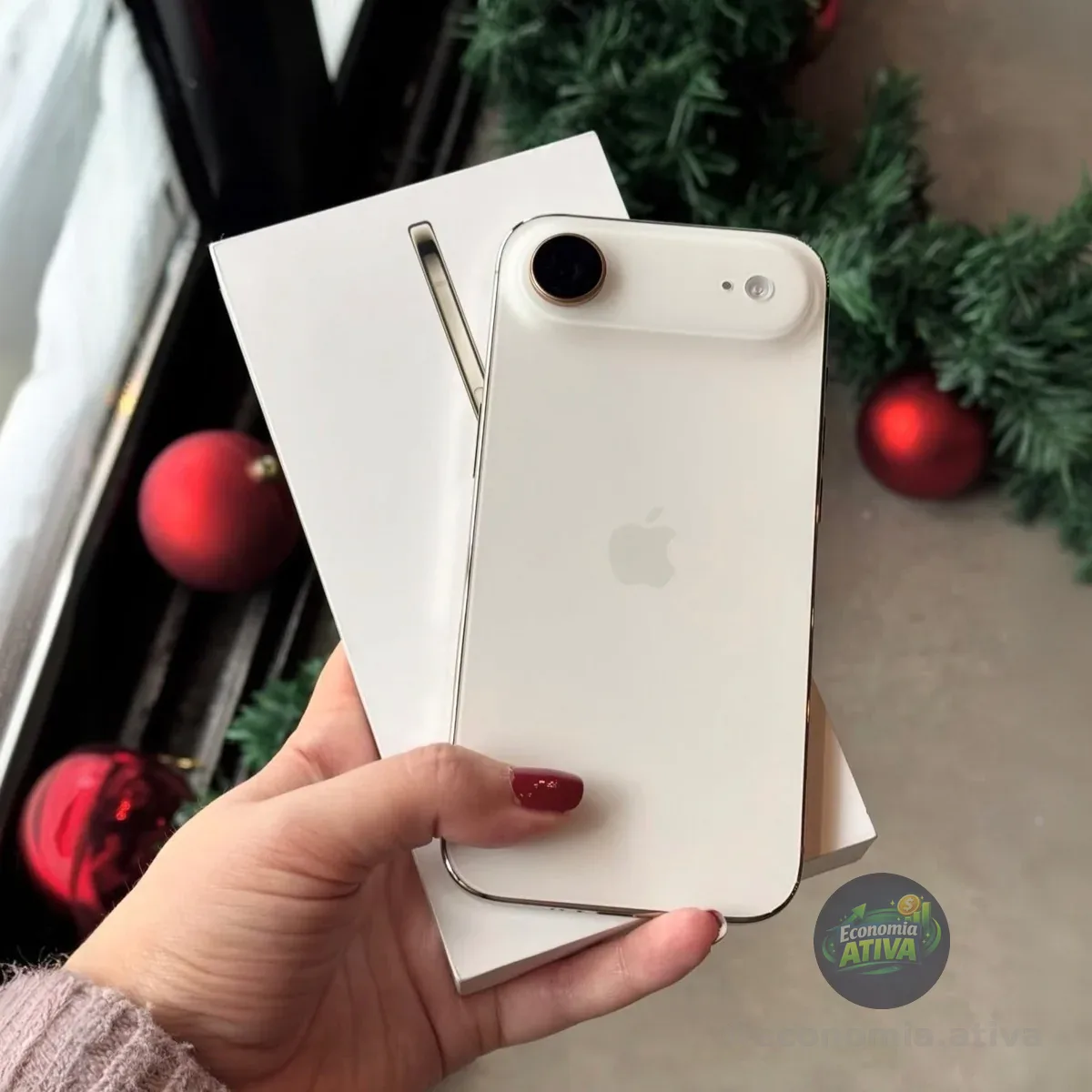 iPhone Air 256 GB Dourado claro