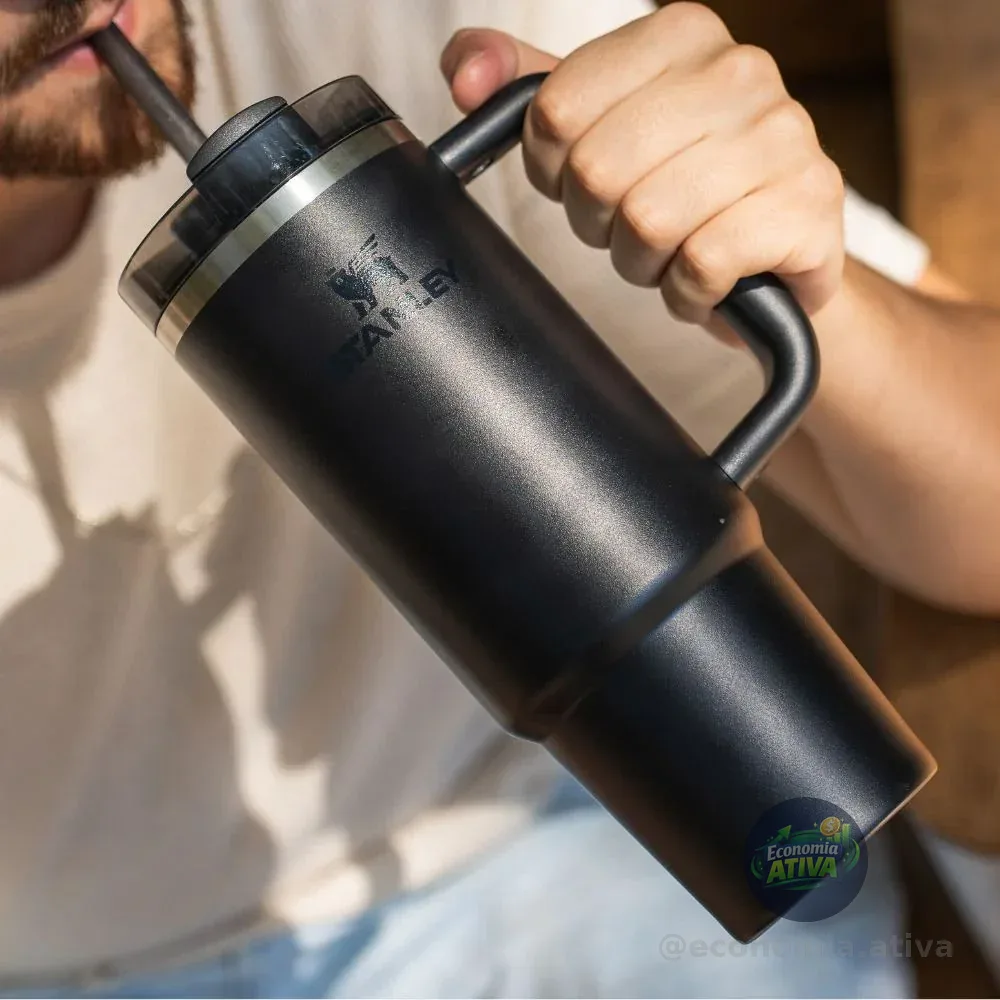 Copo Quencher Stanley 887ml