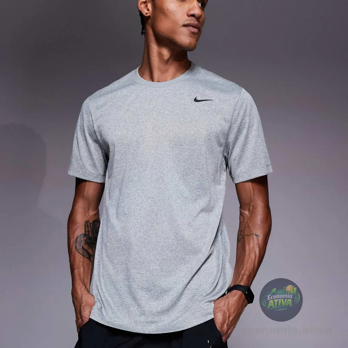 Camiseta Nike Dri-FIT Legend Masculina