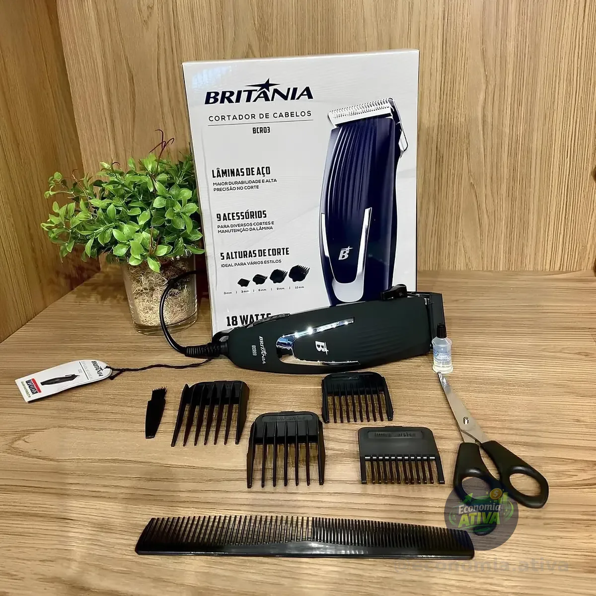 Cortador De Cabelos Britânia Bcr03 9 Acessórios 18w Cor Preto
