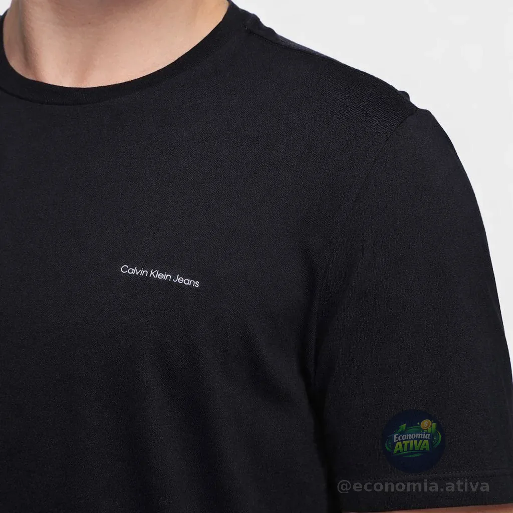 Camiseta Calvin Klein Jeans Masculina Light New Nape Preta (2 cores)