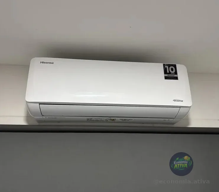 AR CONDICIONADO SPLIT INVERTER HISENSE R-32 HI-WALL 9000 BTUS QUENTE E FRIO WI-FI 220V