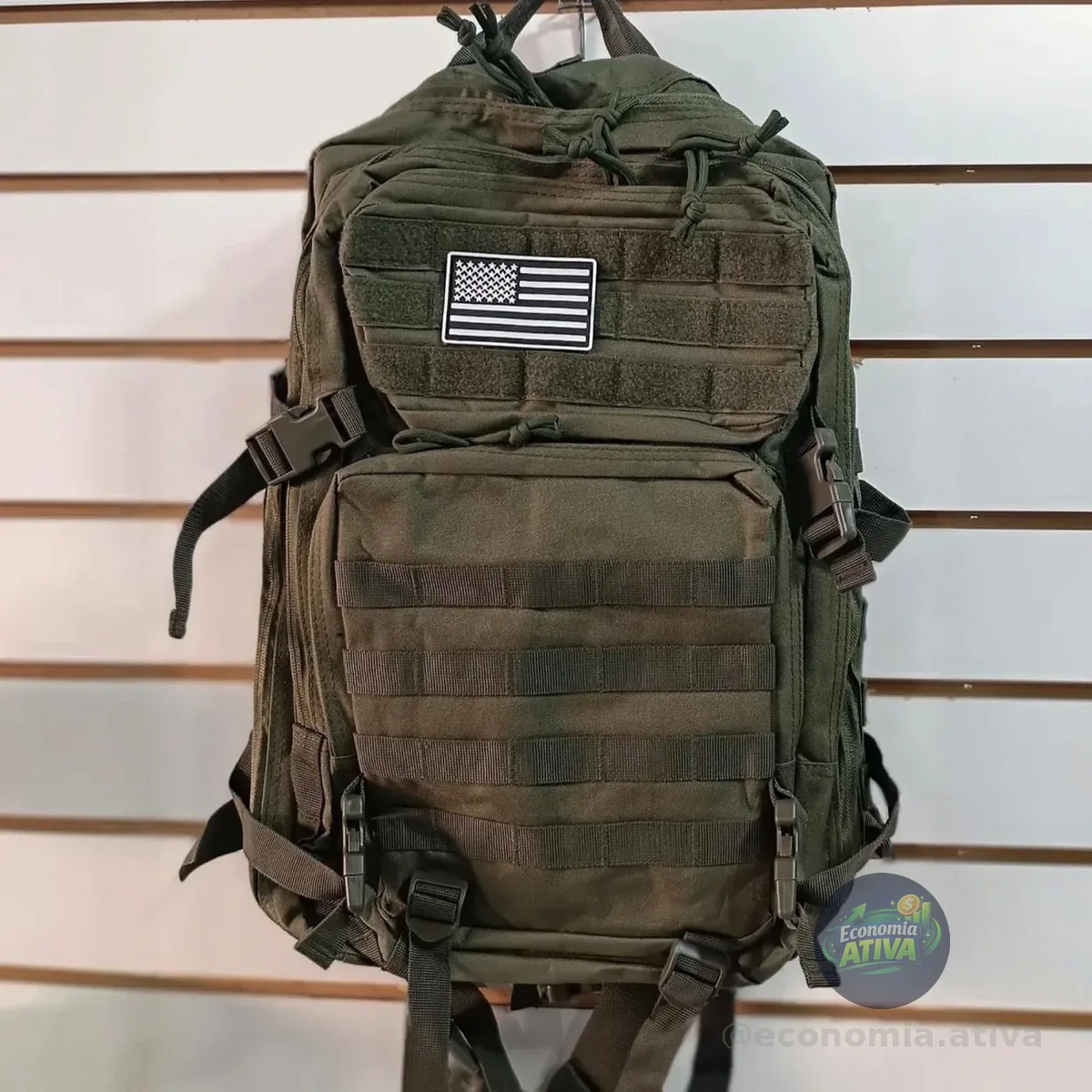 Mochila Tática Impermeável Militar Reforçada Grande 50litros