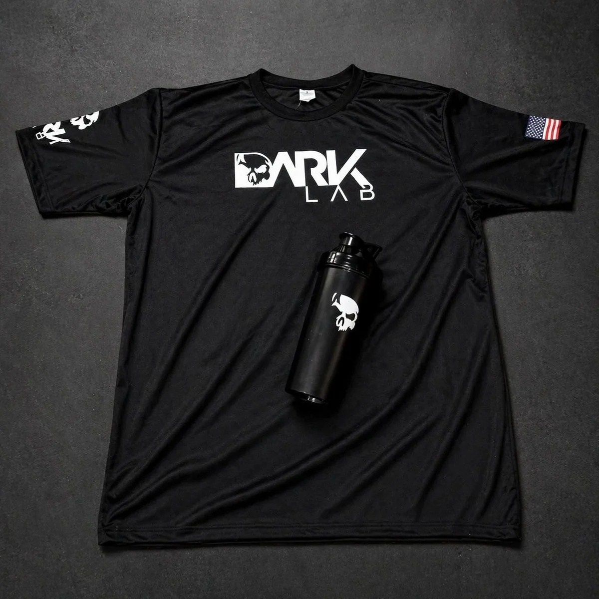 Kit Camiseta Caveira Dry-Fit 2.0 + Coqueteleira Fuse 700ml Dark Lab