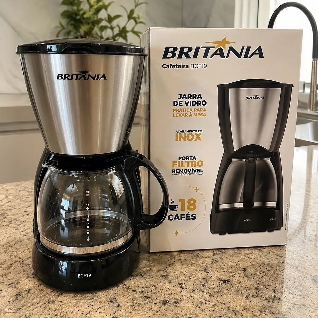 Cafeteira Britânia 18 Cafezinhos Bcf19a Jarra De Vidro 550w Cor Preta Preto 220v