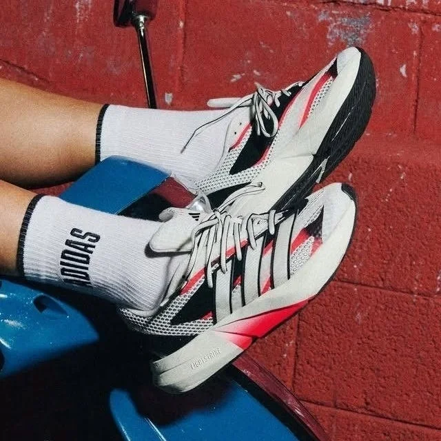Tênis Adidas Lightblaze Feminino