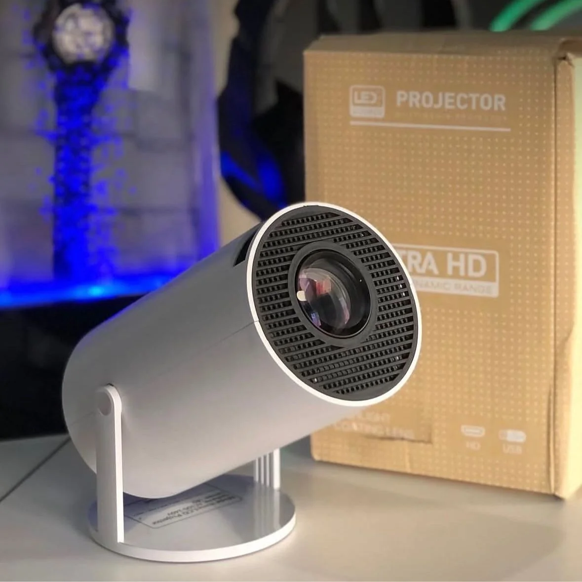 Mini Projetor Davely Hy300 4k Android Com Wi-fi E Bluetooth Branco 127/220v