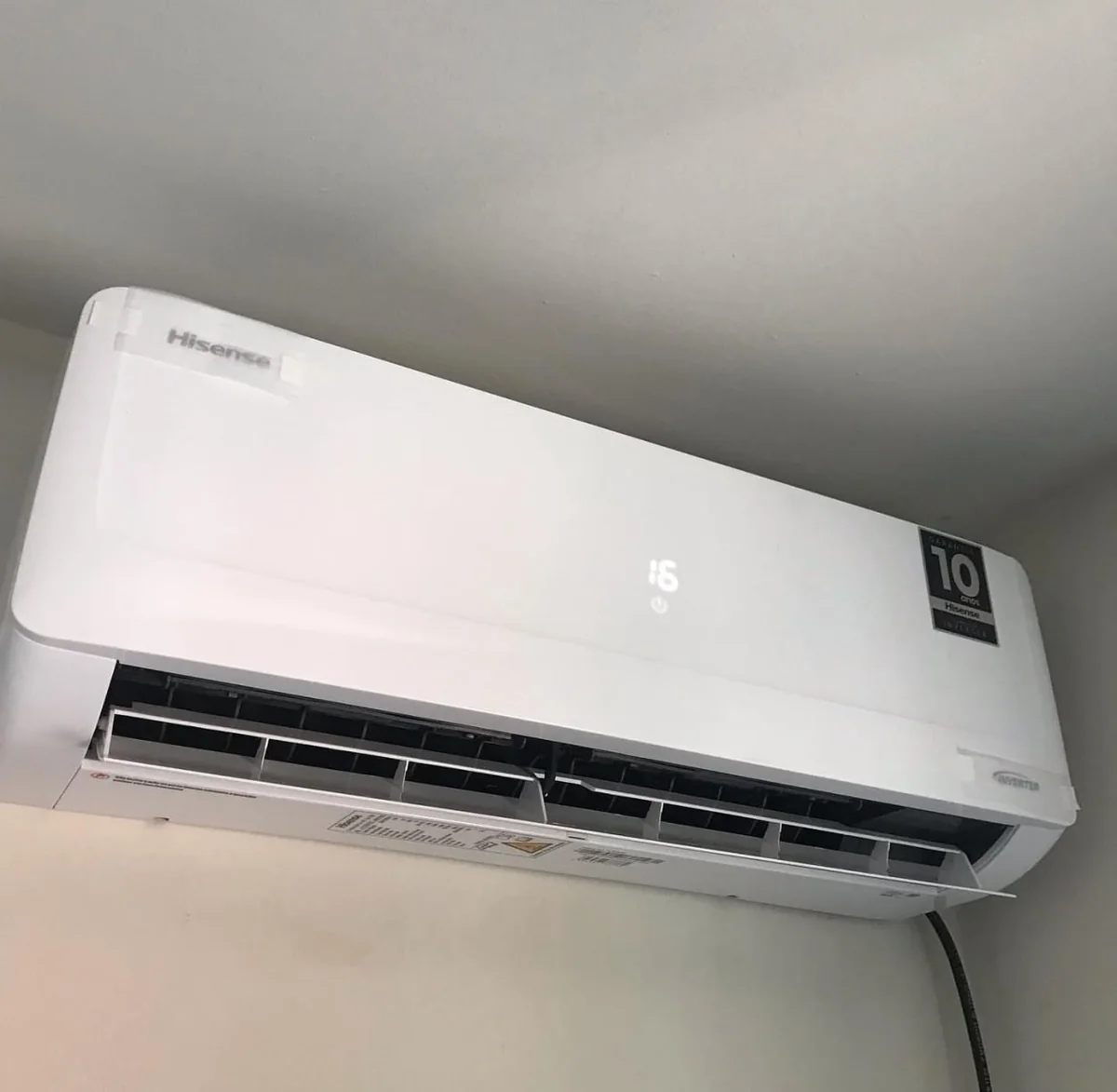 Ar Condicionado Split Inverte Hisense r-32 hi-wall 12.000 BTUs quente e frio wi-fi 220v