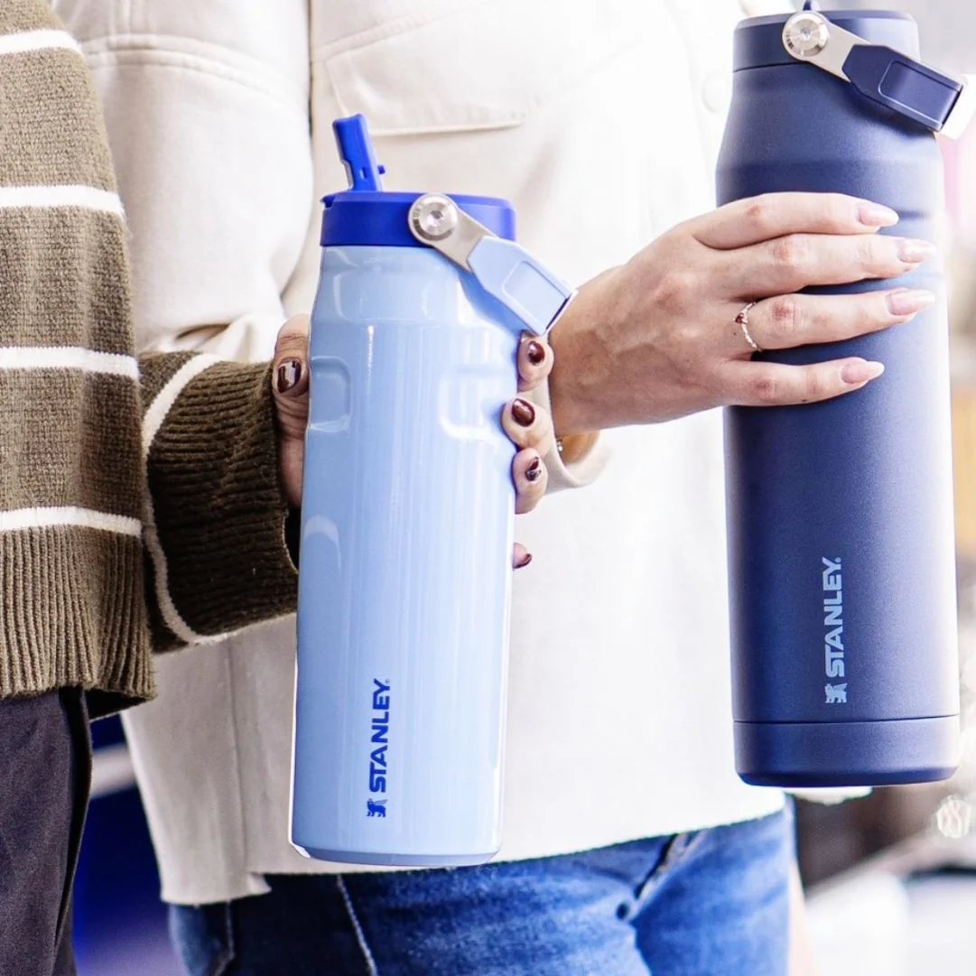 Garrafa Térmica Aerolight Flip Straw 710 Stanley