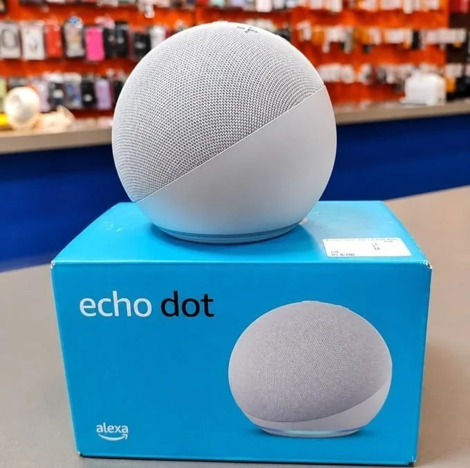 Assistente Virtual Smart Speaker Echo Dot 5ª Geração B09b8vgcr8 Com Alexa Amazon Bivolt Branco