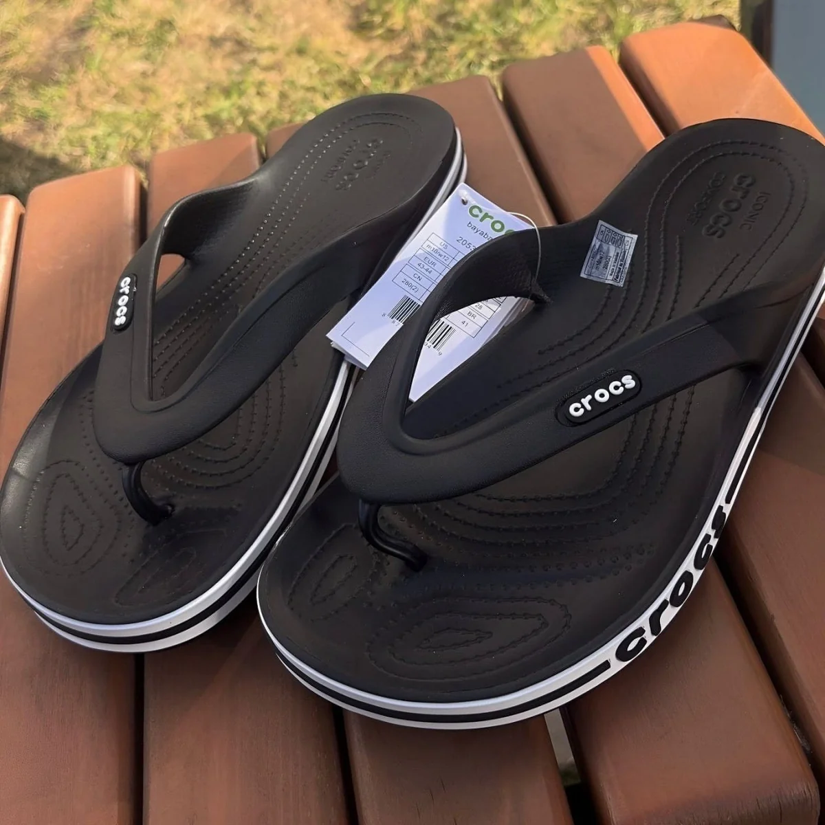 Chinelo Crocs Bayaband Flip