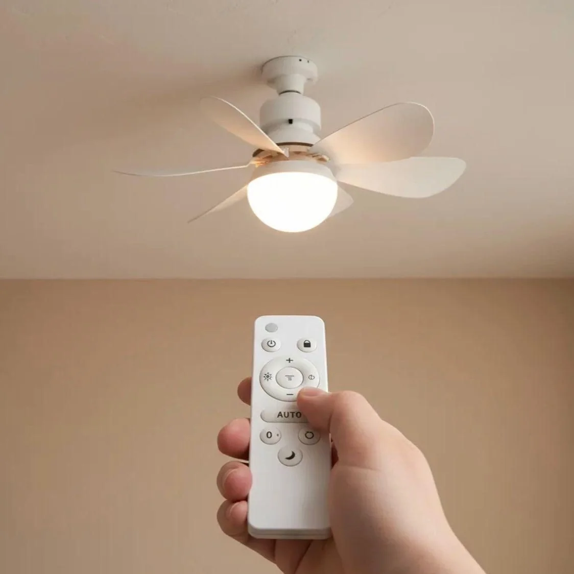 Lâmpada Led Com Ventilador De Teto Bivolt Controle 80w