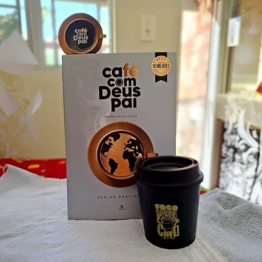 Devocional Café Com Deus Pai 2026 Capa Brochura + 2 Copos