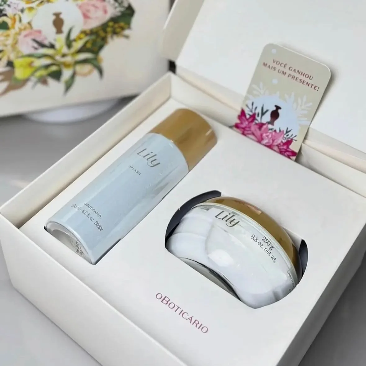 Kit Lily Cuidados - Body Splash - Creme Hidratante Acetinado