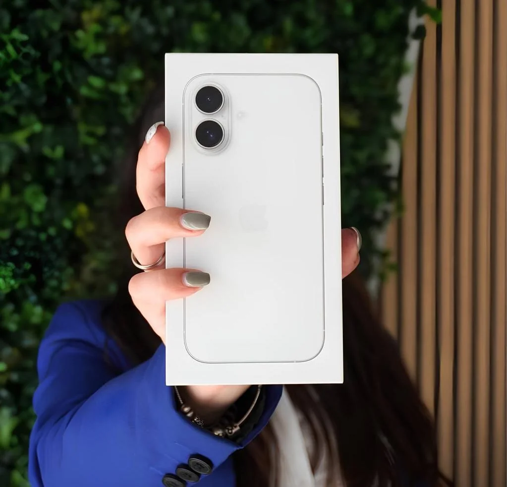 Apple iPhone 16 (128 Gb) - Branco - Distribuidor Autorizado